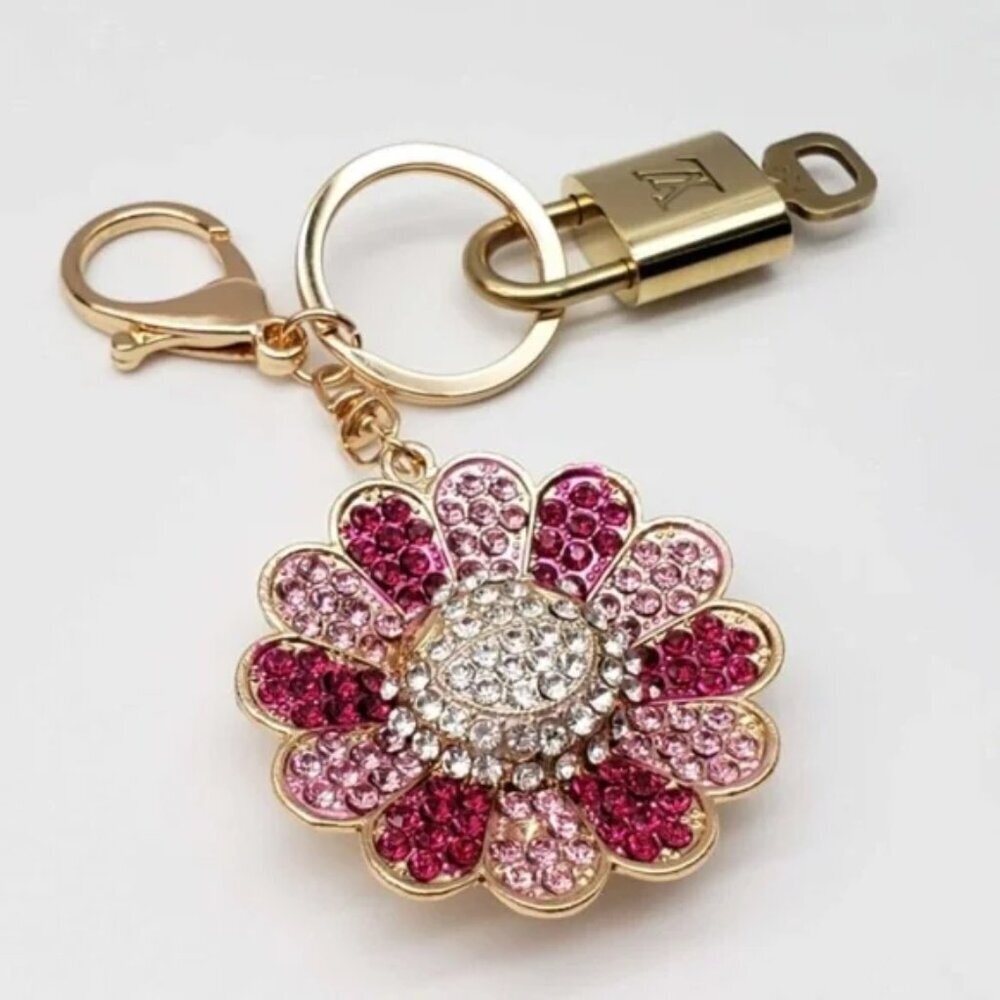 Authentic LV Gold Padlock🔒Unbranded Flower Keychain Charm for Louis Vuitton Bag - Picture 5 of 7